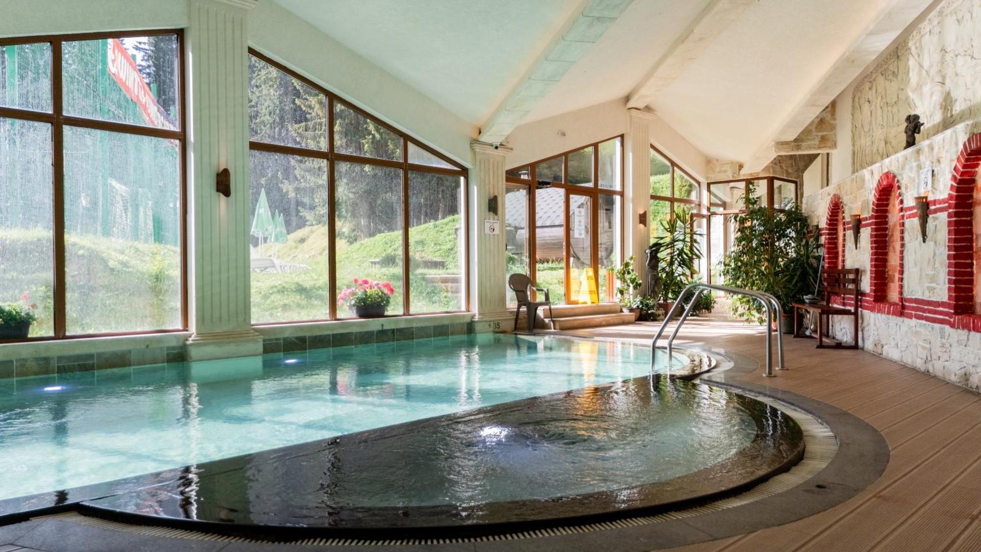 Complex Kamelia Aparthotel Pamporovo Bagian luar foto